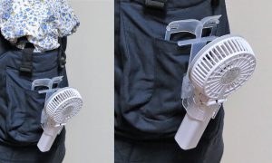 抱っこ紐のポケットに扇風機を掛けると、母子ともに涼しい風が届きます。えりかけ扇風機 BodyFan